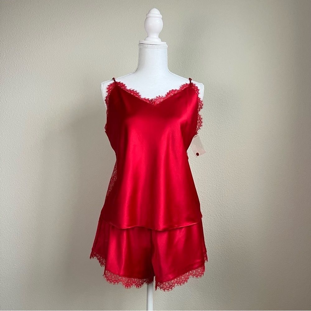 Victoria's Secret Satin‎ Lace Trim Pajama Set Red Medium Sleepwear Cami Shorts